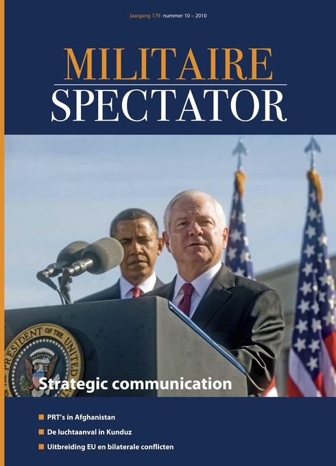Militaire Spectator 10-2010 1 kopie.jpg