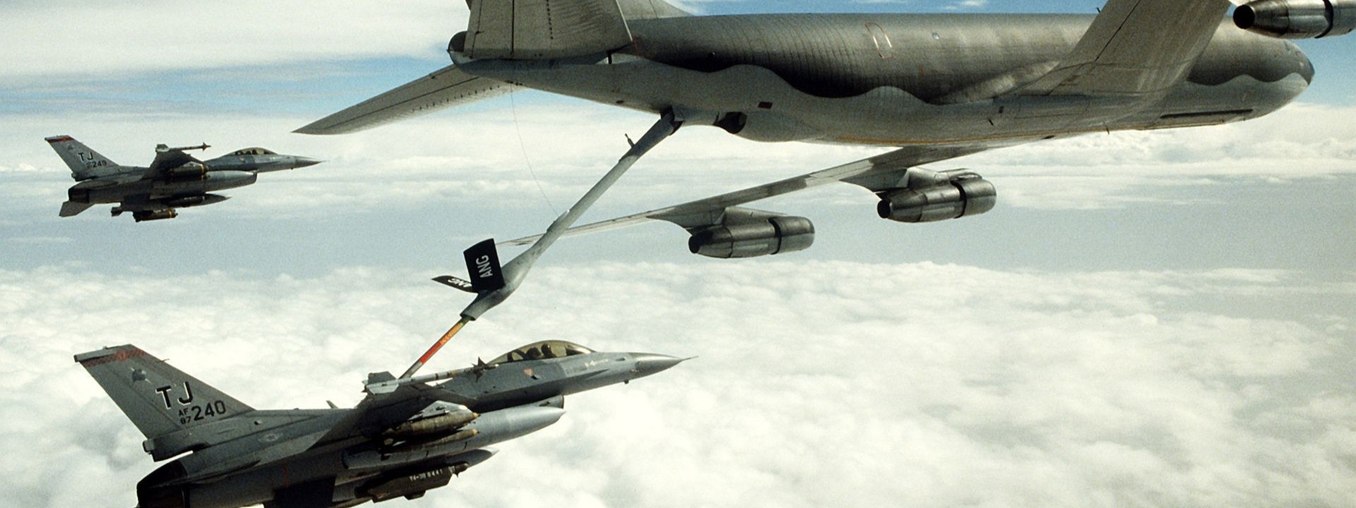 Foto Airman Magazine